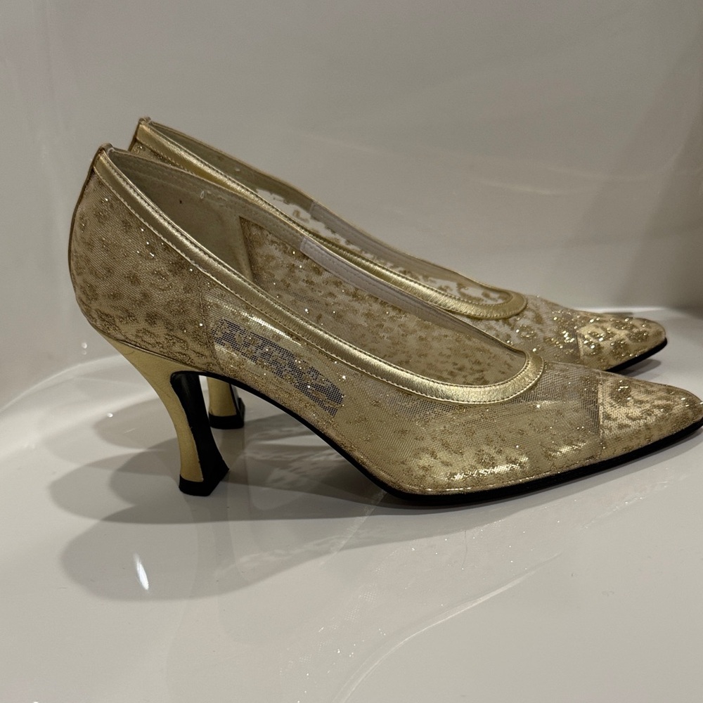 Stuart Weitzman Gold Leopard Print Heels